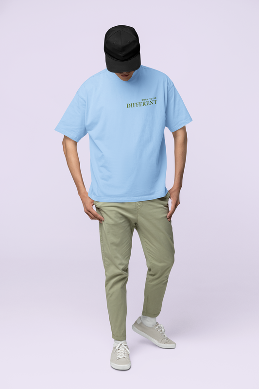 BORN TO BE DIFFERENT OVERSIZED T-SHIRT