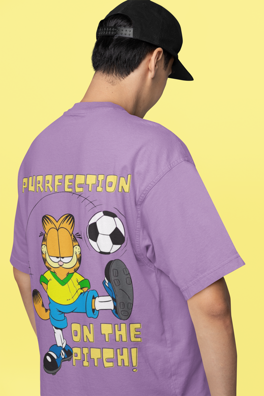 PURRFECTION ON THE PITCH OVERSIZED T-SHIRT