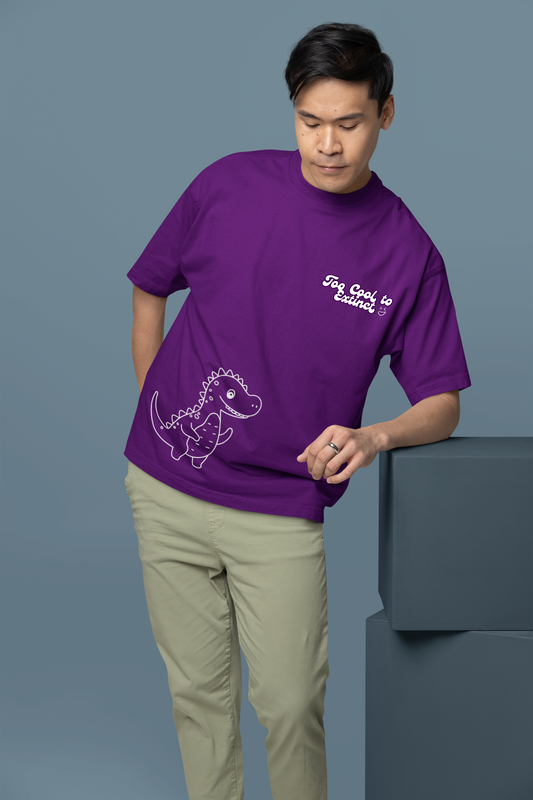 TOO COOL TO EXTINCT OVERSIZED T-SHIRT
