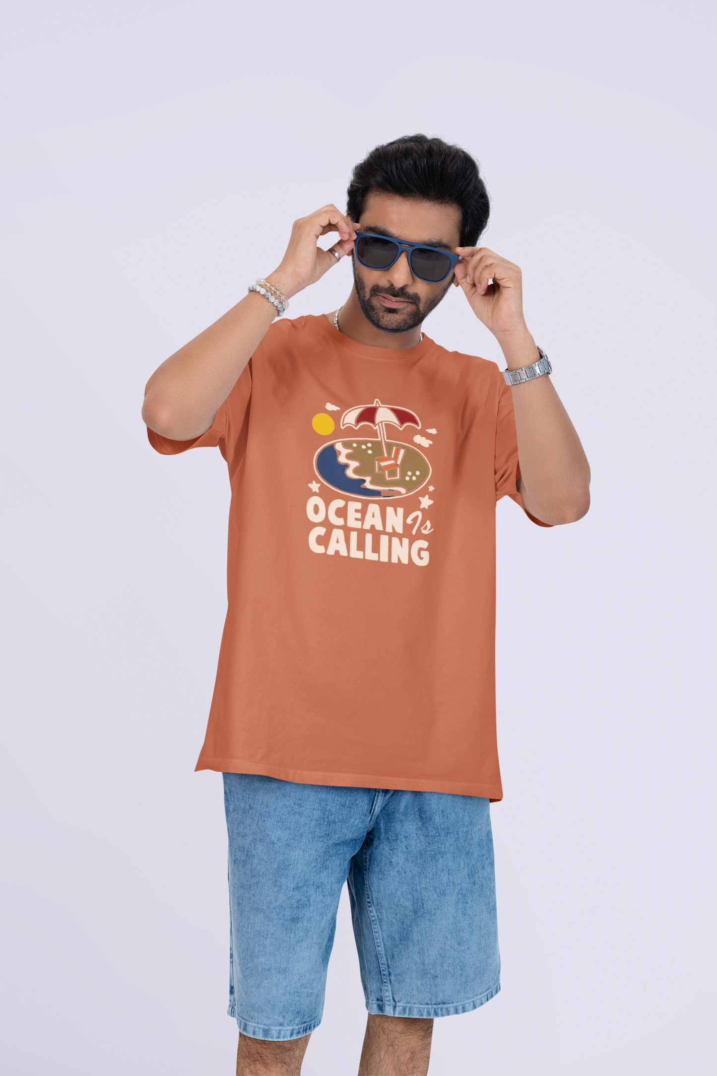 OCEAN IS CALLING OVERSIZED T-SHIRT