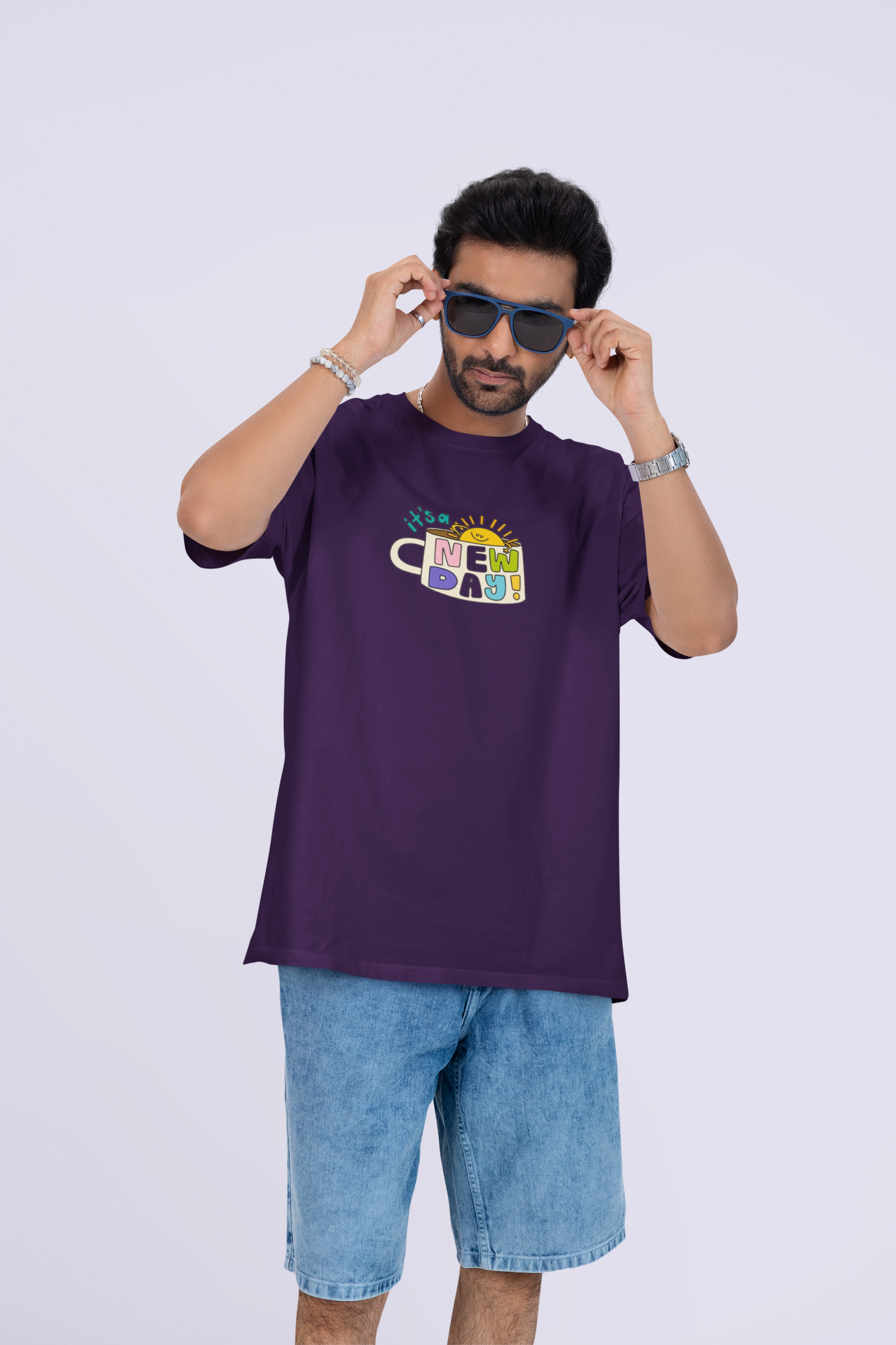 IT'S A NEW DAY OVERSIZED T-SHIRT