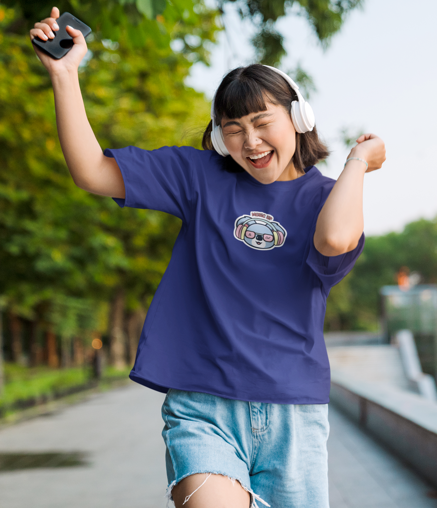 MUSIC UP OVERSIZED T-SHIRT